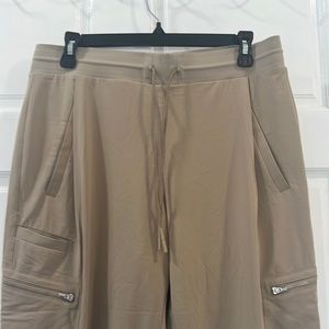 Athleta go far travel pants, size 10 Poland tie waist, cargo style pants,